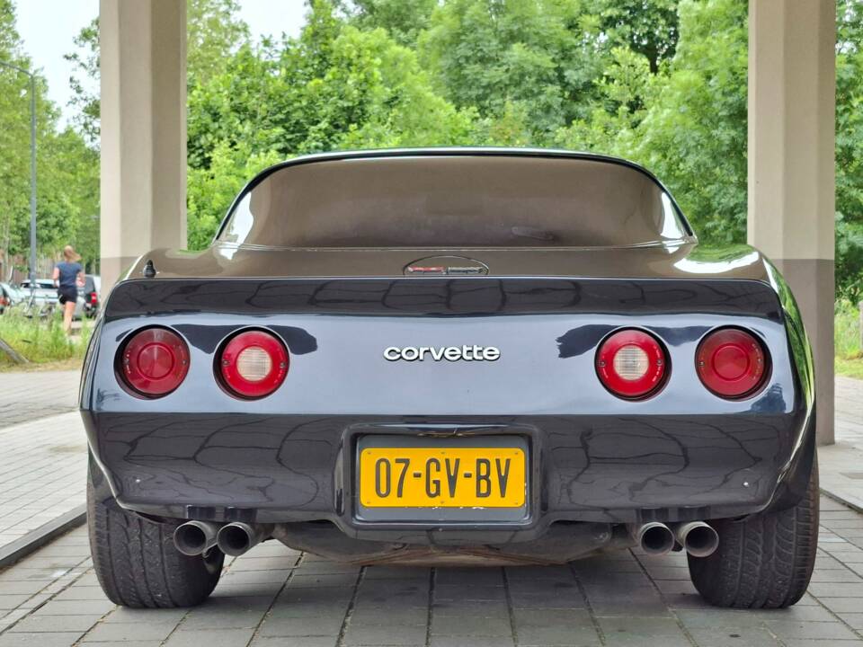 Imagen 5/8 de Chevrolet Corvette Sting Ray (1982)
