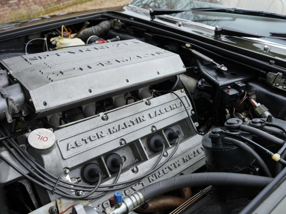 Image 21/50 of Aston Martin V8 Volante (1981)