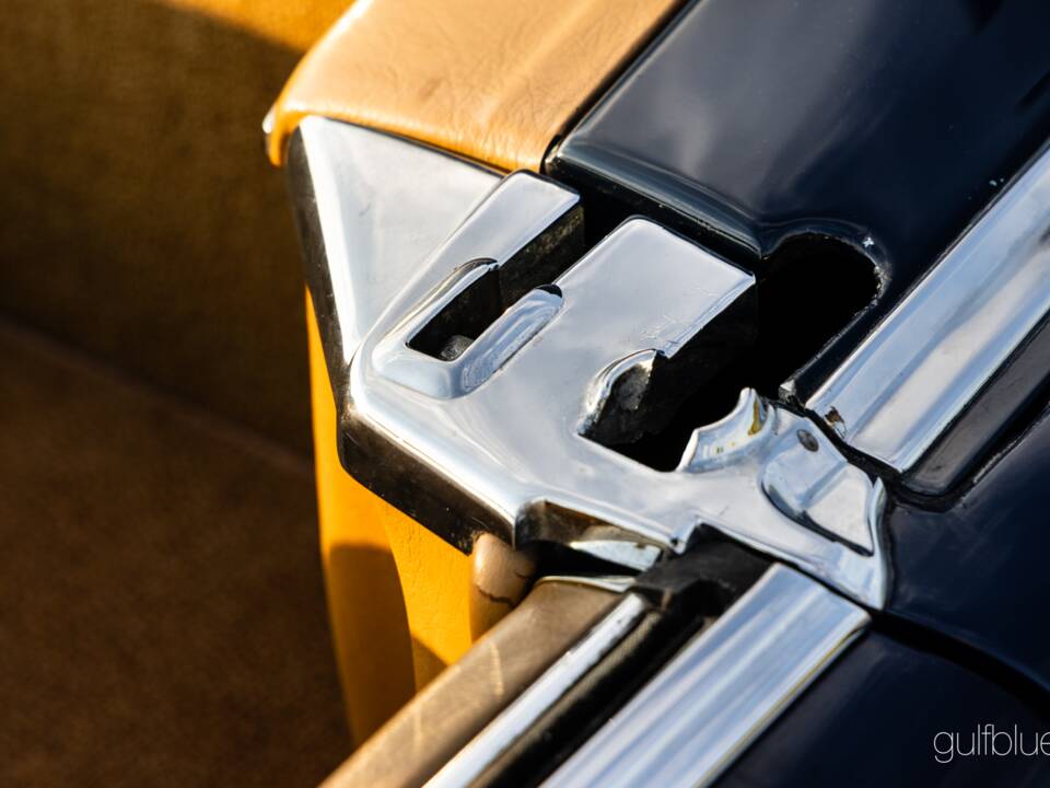 Image 20/79 de Mercedes-Benz 280 SL (1969)
