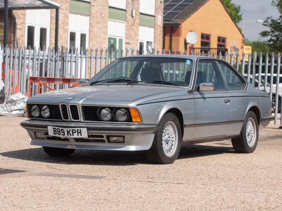 Bild 21/50 von BMW 635 CSi (1984)