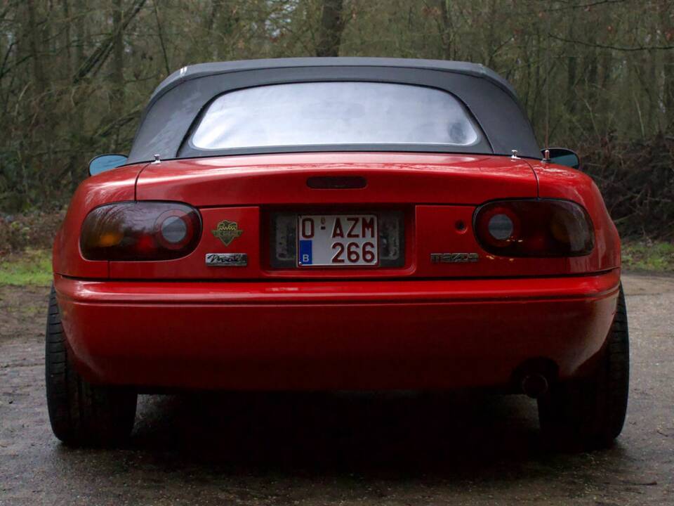 Immagine 4/8 di Mazda MX-5 1.6 (1990)