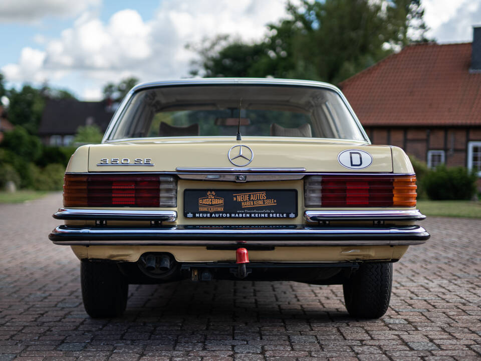 Image 15/40 of Mercedes-Benz 350 SE (1975)