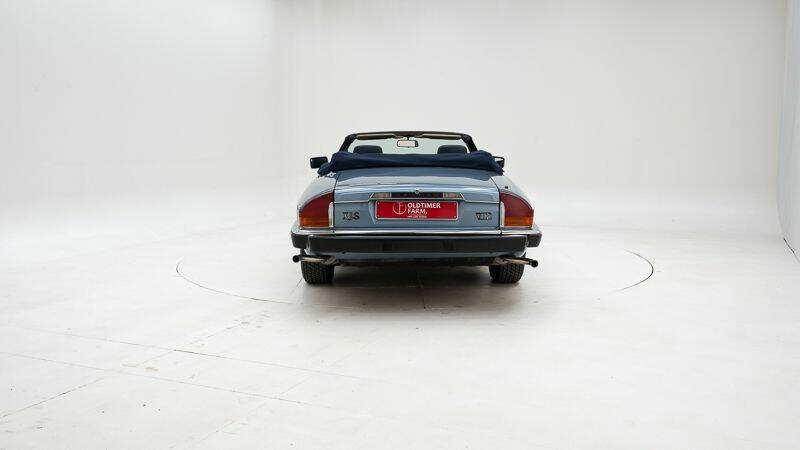 Image 7/15 of Jaguar XJS 5.3 V12 (1990)