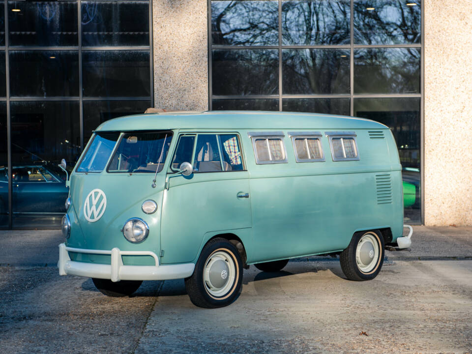 Image 18/43 de Volkswagen T1 camper (1963)