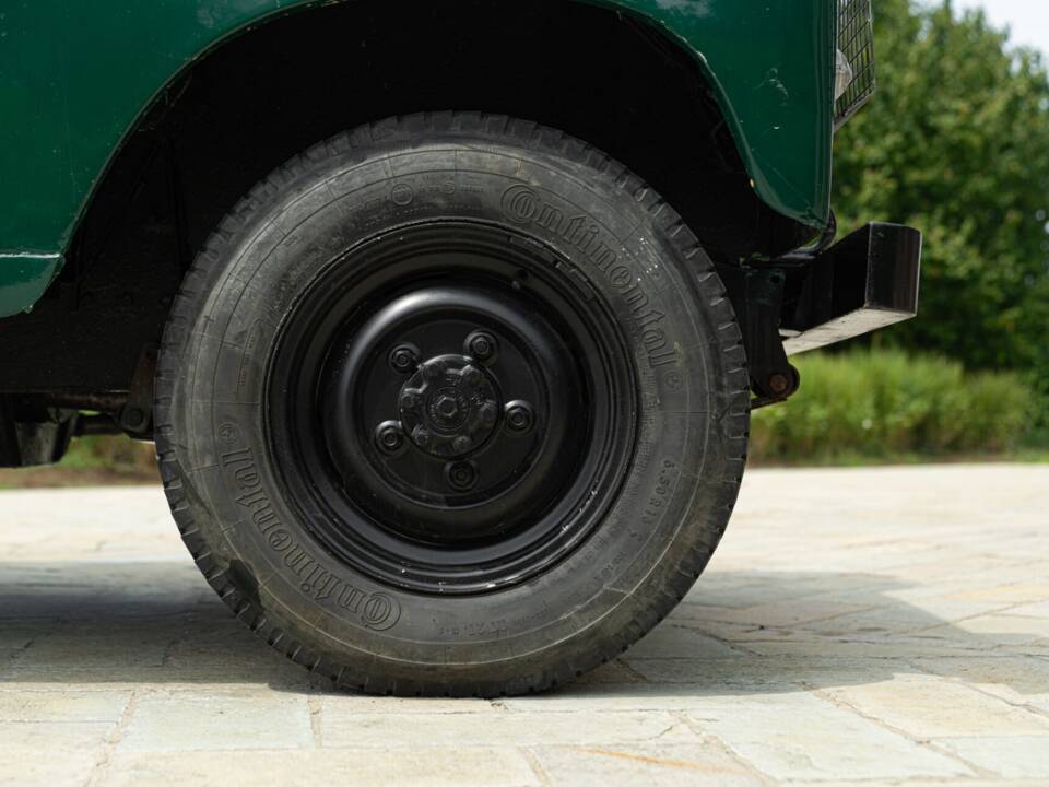 Image 19/50 of Land Rover 88 Lightweight (1977)