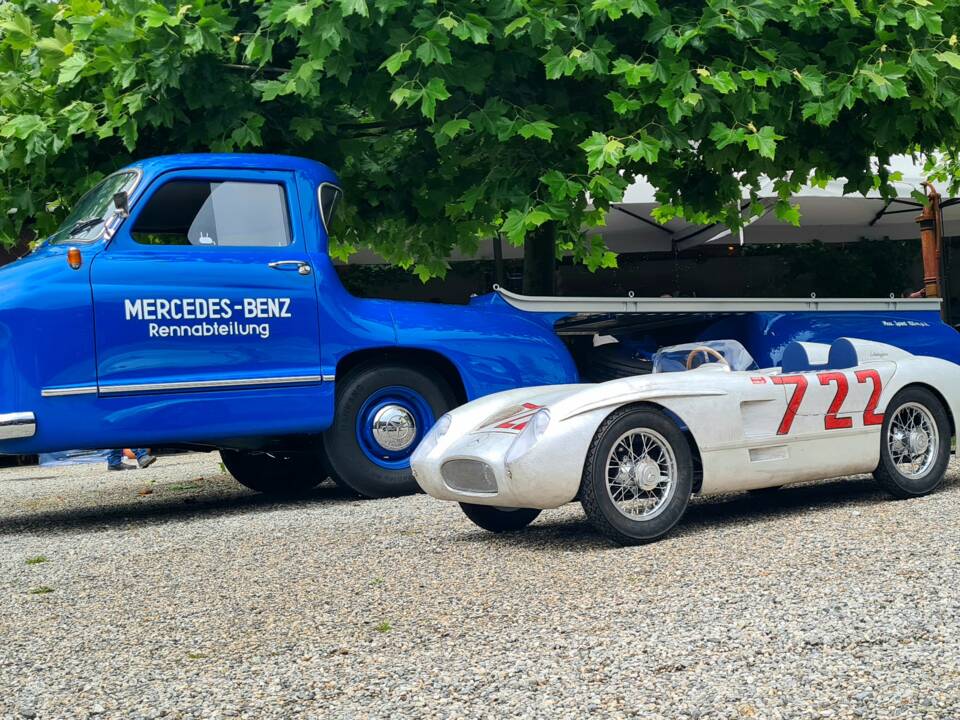 Image 14/20 de Mercedes-Benz 300 SLR Junior (2005)