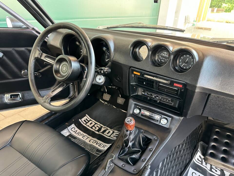 Image 27/64 of Datsun 280 Z (1976)