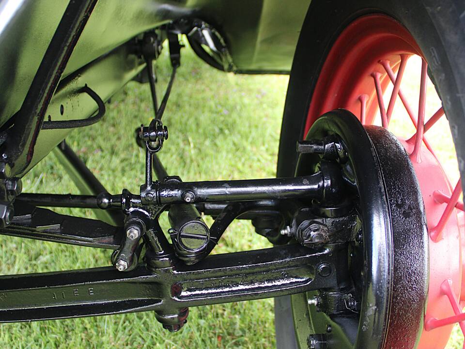 Image 21/55 of Ford Model A Tudor Sedan (1931)