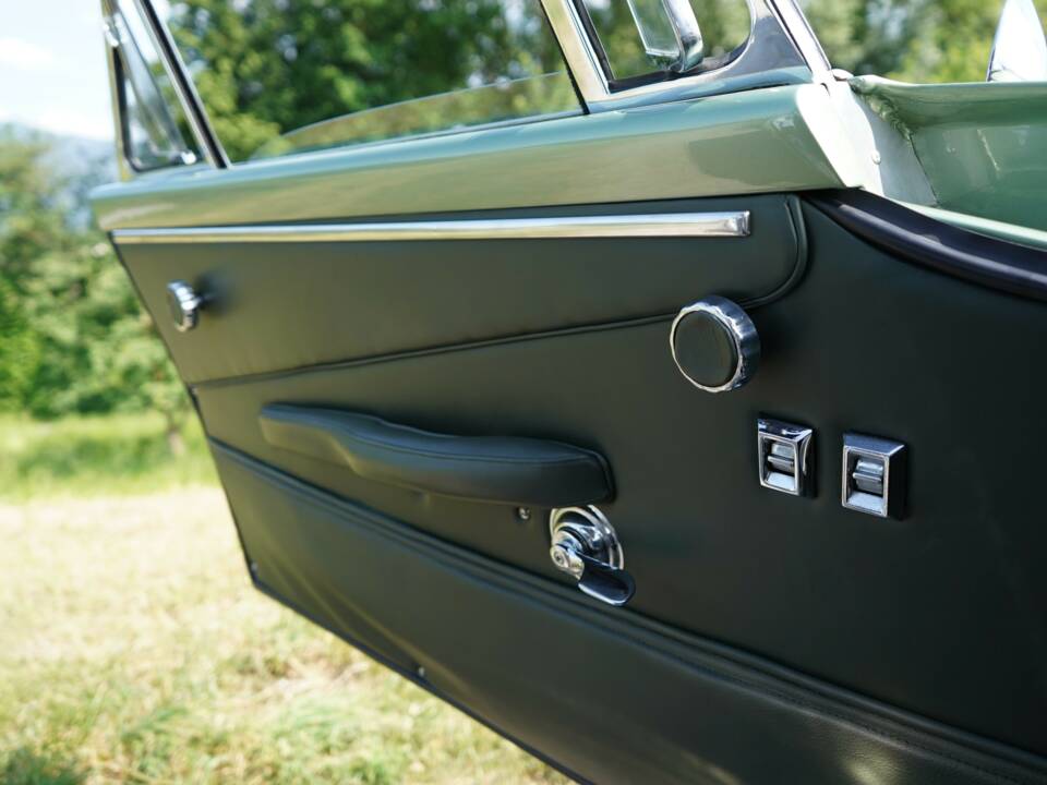 Image 15/75 of Maserati 3500 GT Touring (1961)