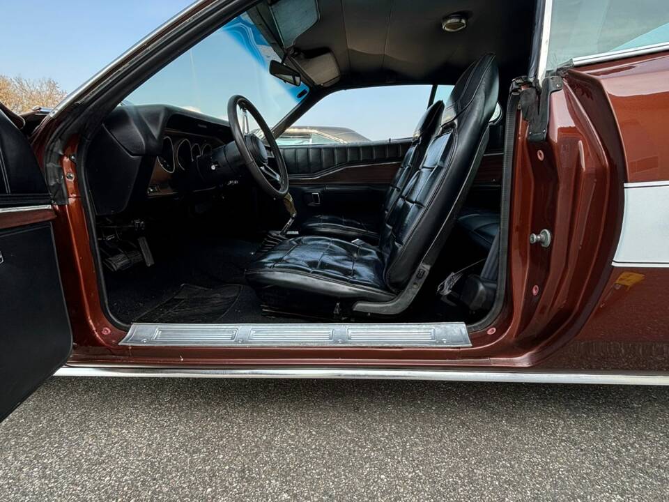 Image 14/16 de Dodge Charger 400 (1973)