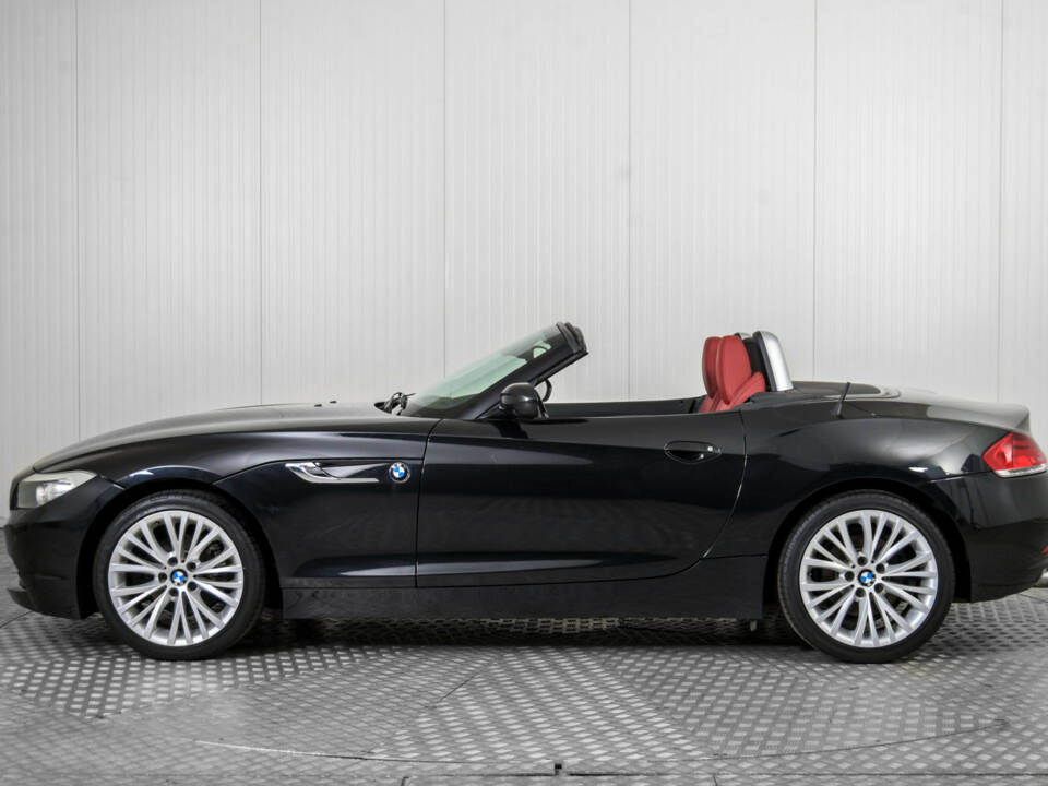 Image 9/50 de BMW Z4 sDrive23i (2010)