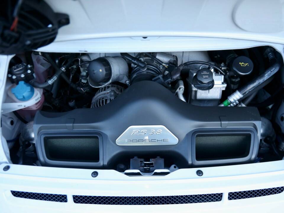 Image 46/50 de Porsche 911 GT3 RS (2010)