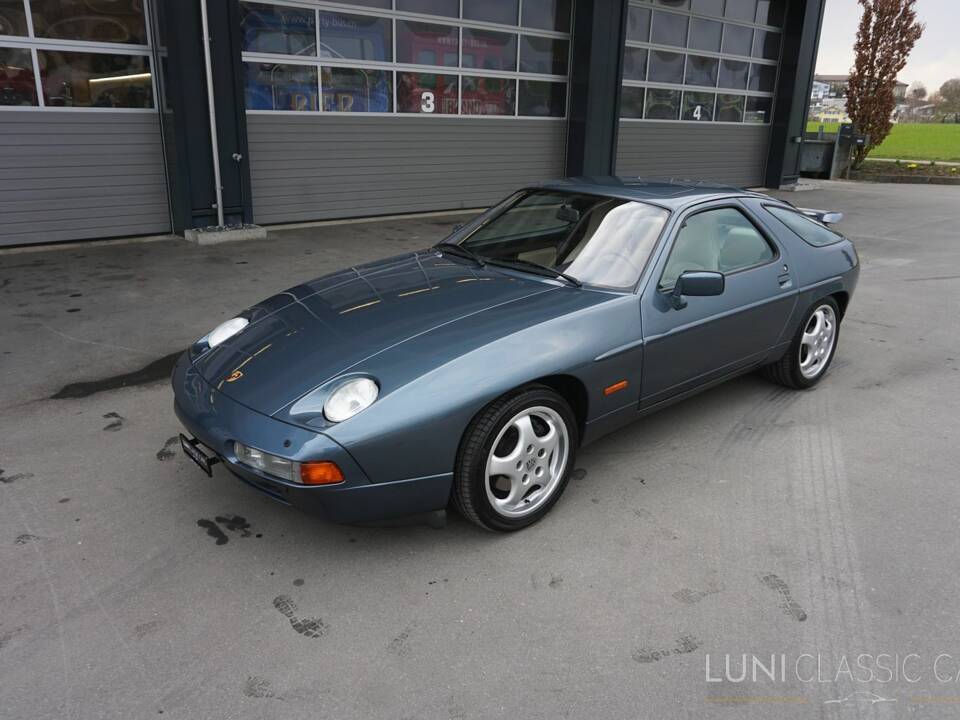 Immagine 1/46 di Porsche 928 S4 (1988)