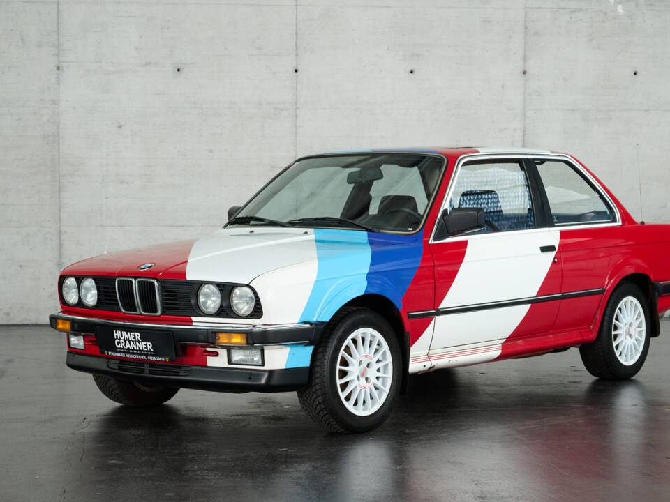 Bild 2/50 von BMW 325i (1986)