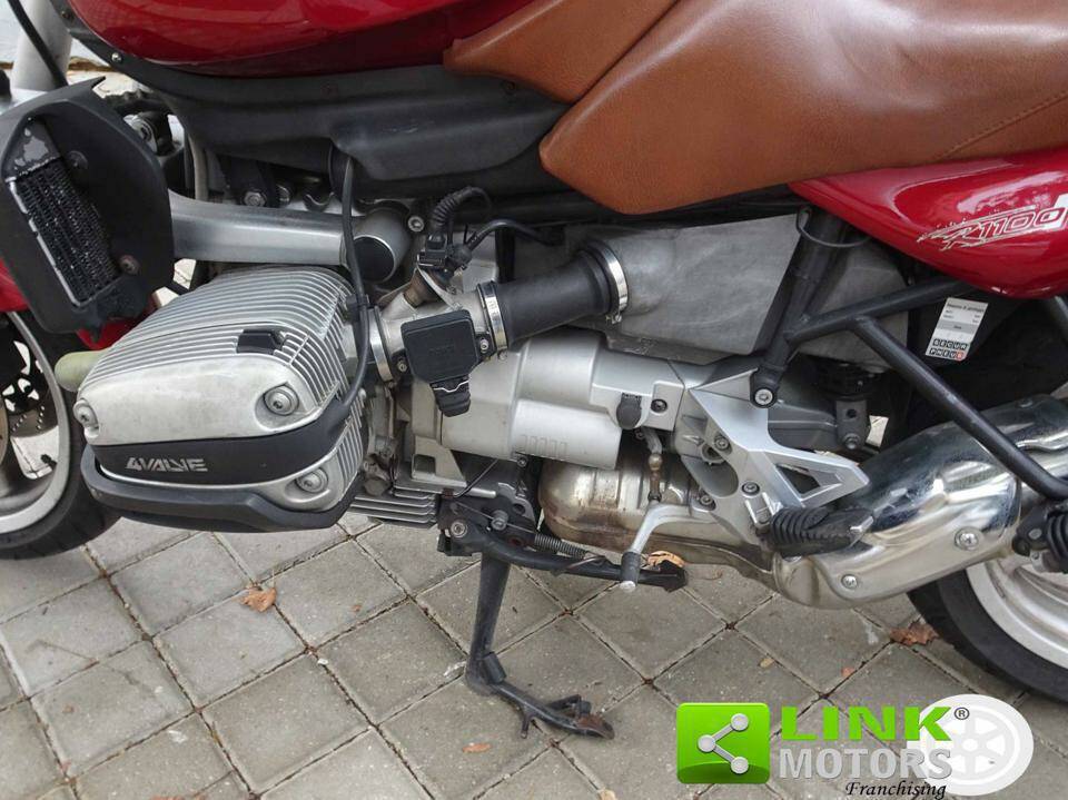 Bild 8/10 von BMW DUMMY (1996)