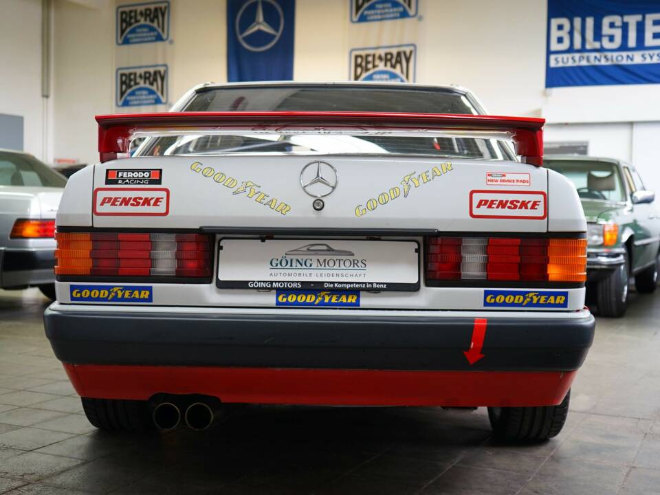 Imagen 16/36 de Mercedes-Benz 190 E 2.6 (1990)