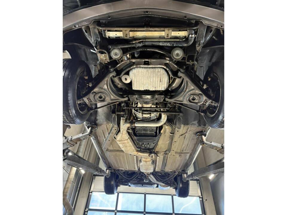 Image 46/50 of Mercedes-Benz 560 SL (1987)