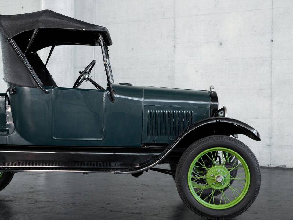 Bild 19/50 von Ford Modell T (1926)
