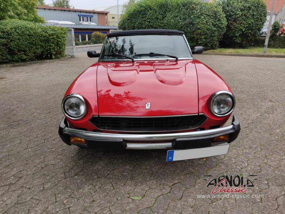 Image 4/29 of FIAT 124 Spider DS (1984)