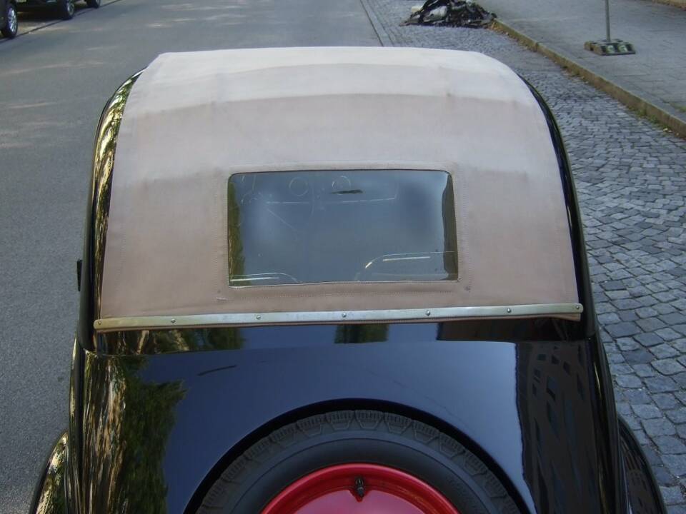 Bild 6/8 von SIMCA Simca 5 (1946)