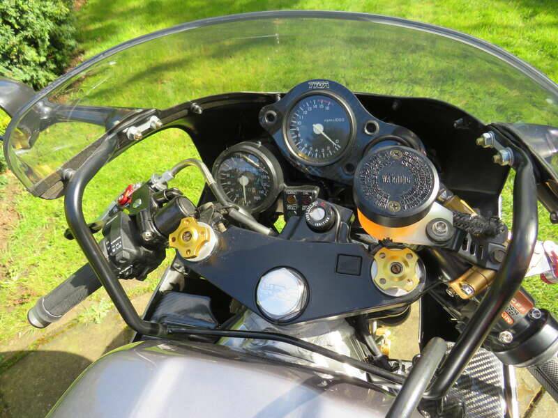 Afbeelding 8/41 van Honda VFR 400R (1992)