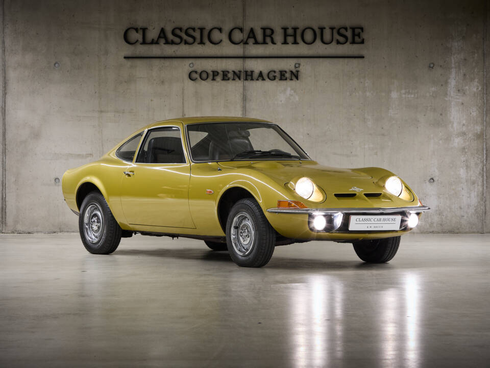 Immagine 13/89 di Opel GT 1900 (1972)