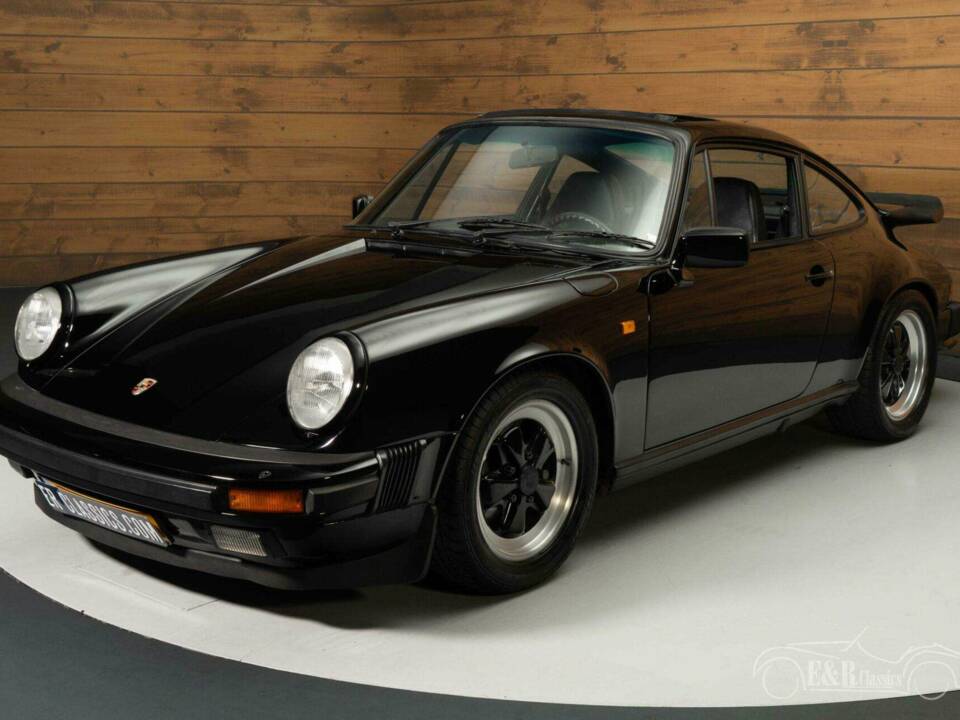 Immagine 8/18 di Porsche 911 SC 3.0 (1983)