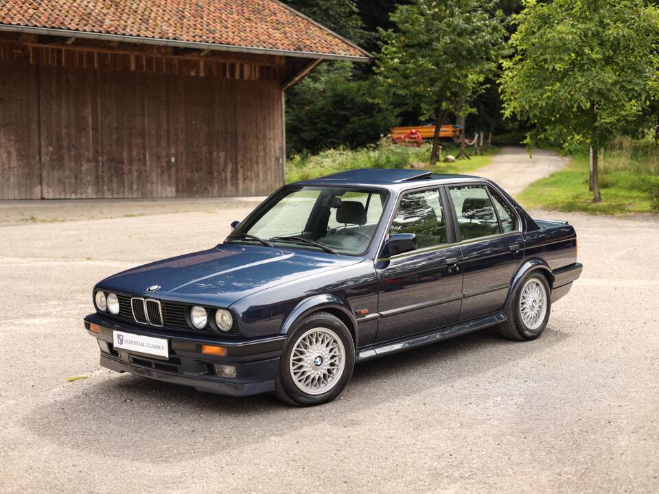 Image 1/82 of BMW 325ix (1989)