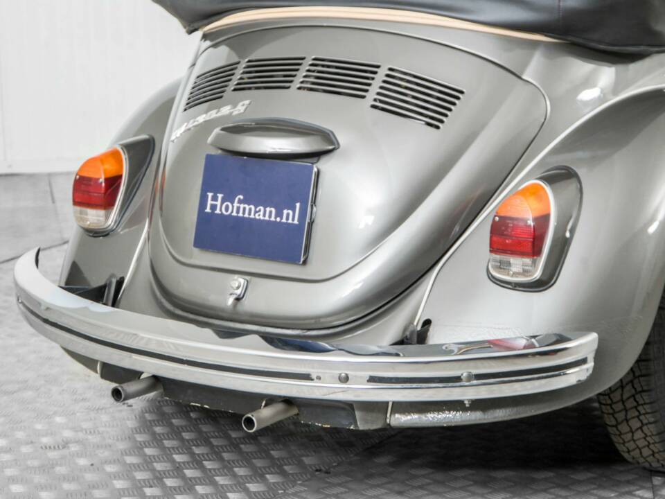 Image 26/50 of Volkswagen Beetle 1303 LS (1971)