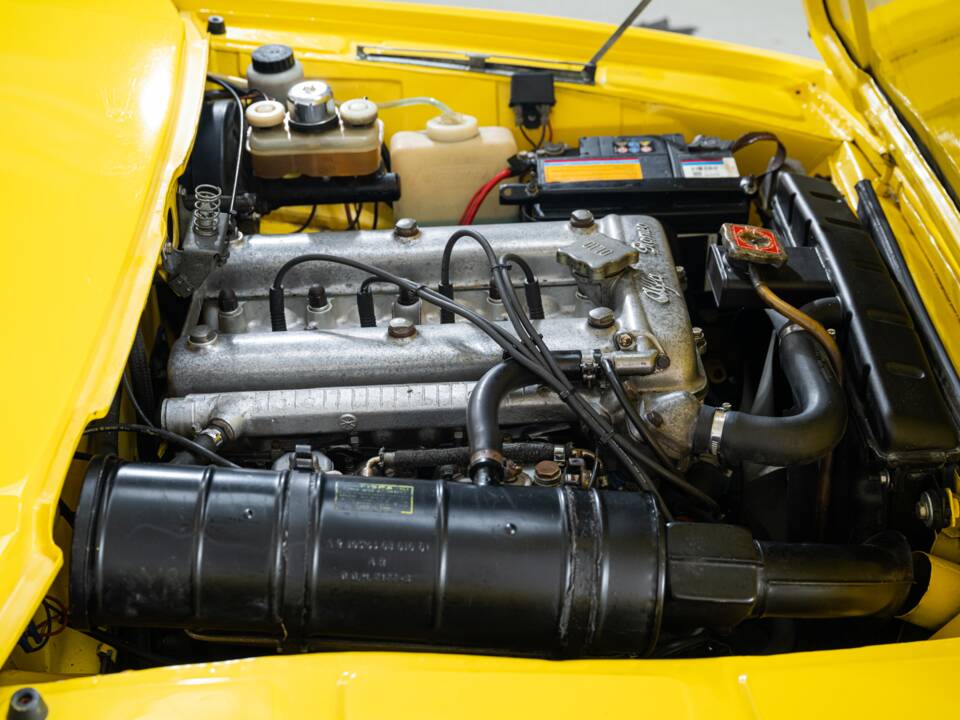 Image 34/40 of Alfa Romeo Junior Zagato GT 1600 (1973)
