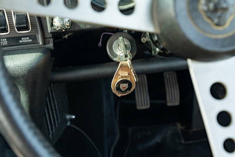 Afbeelding 39/50 van Jaguar E-Type V12 (2+2) (1973)