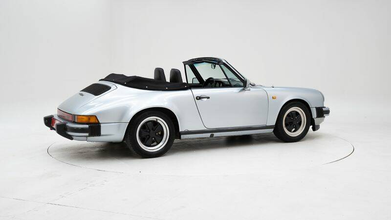 Image 2/15 of Porsche 911 SC 3.0 (1983)
