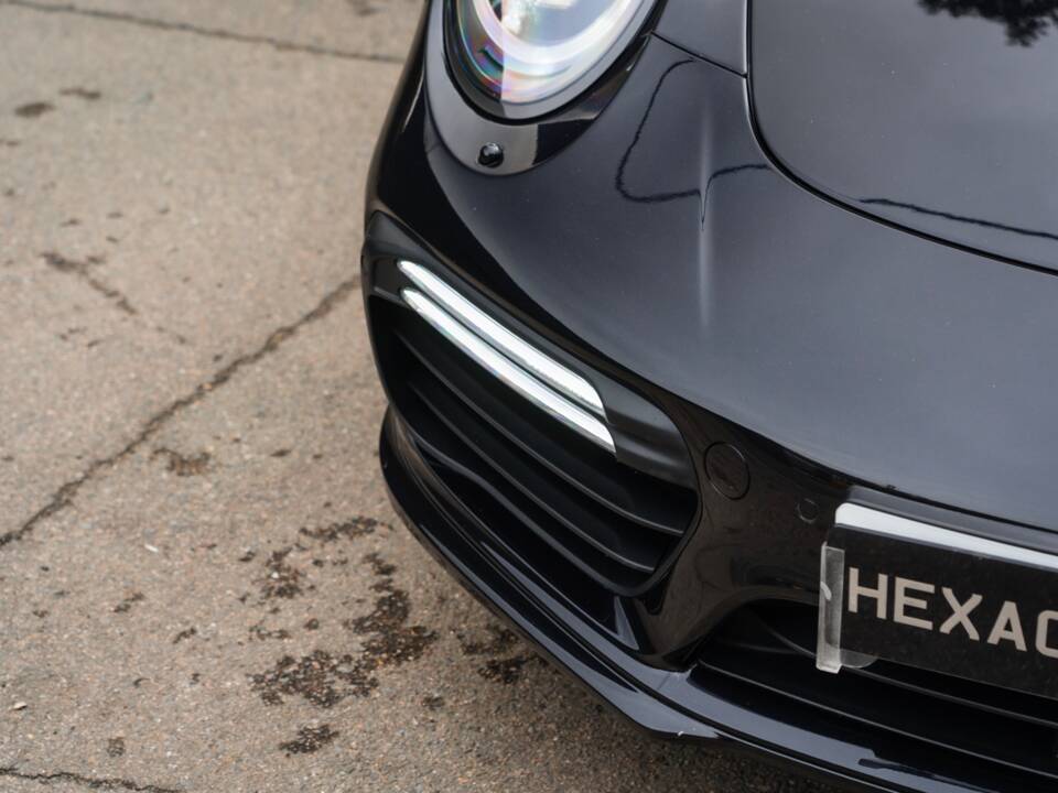 Bild 17/52 von Porsche 911 Turbo S (2017)
