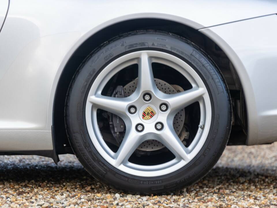 Image 28/50 of Porsche 911 Carrera (2007)