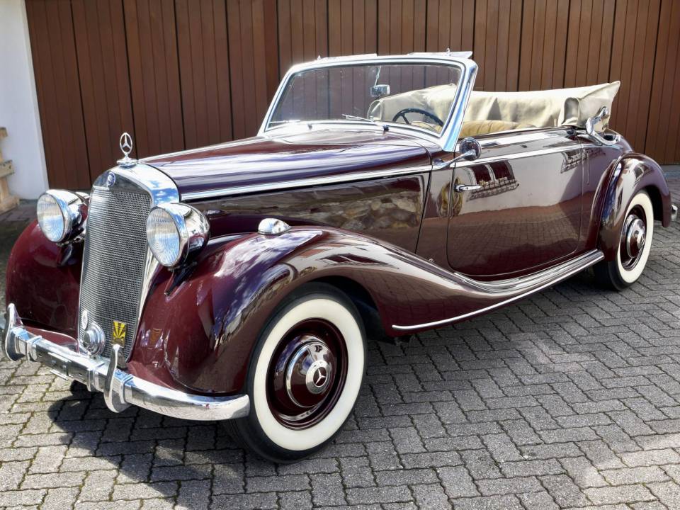 Image 1/49 of Mercedes-Benz 170 S Cabriolet A (1947)