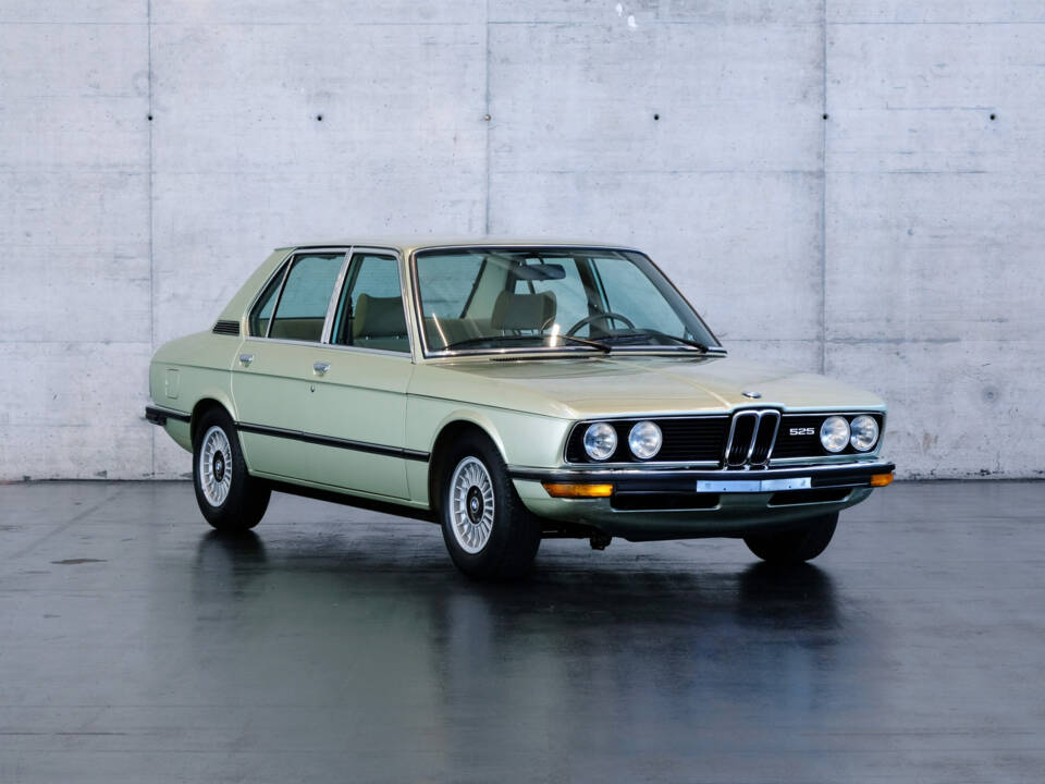 Bild 4/24 von BMW 525 (1977)