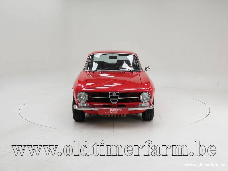 Image 5/15 of Alfa Romeo Giulia 1600 GT Junior (1974)