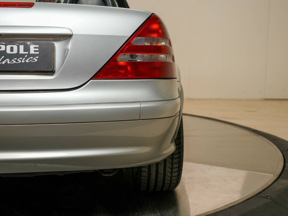 Image 17/50 of Mercedes-Benz SLK 230 Kompressor (2001)