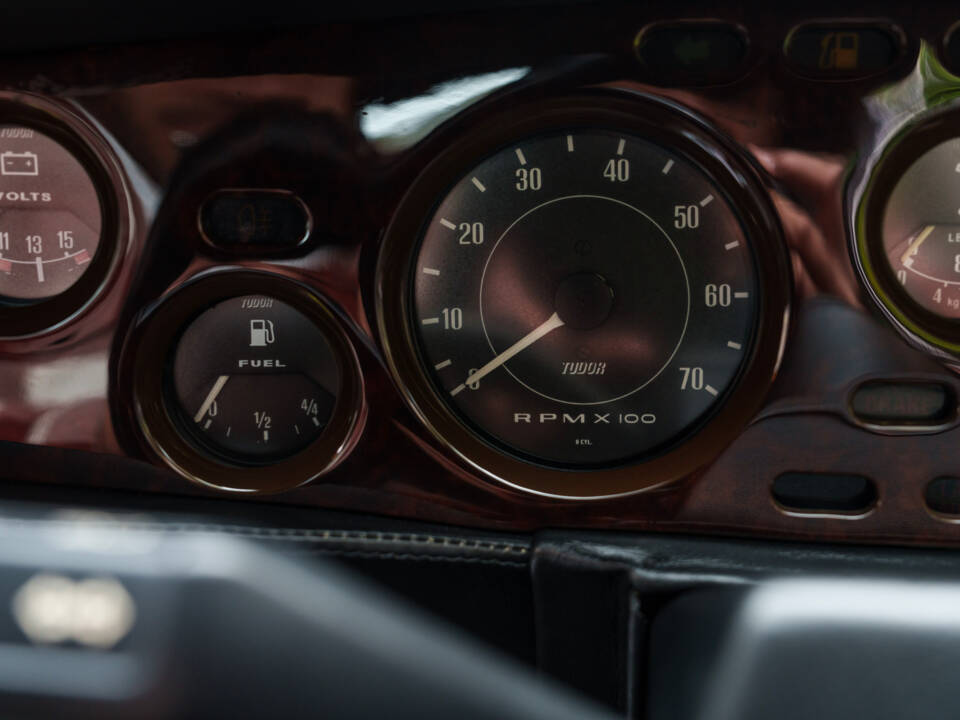 Afbeelding 17/30 van Aston Martin V8 Vantage X-Pack (1987)