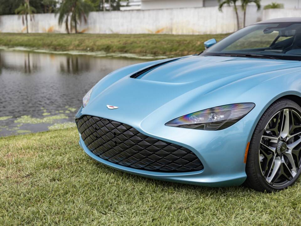 Immagine 19/50 di Aston Martin DBS GT Zagato (2019)