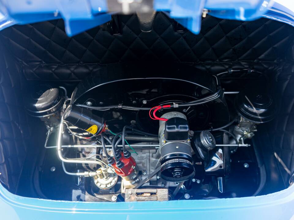Immagine 28/53 di Porsche 356 1300 (1952)