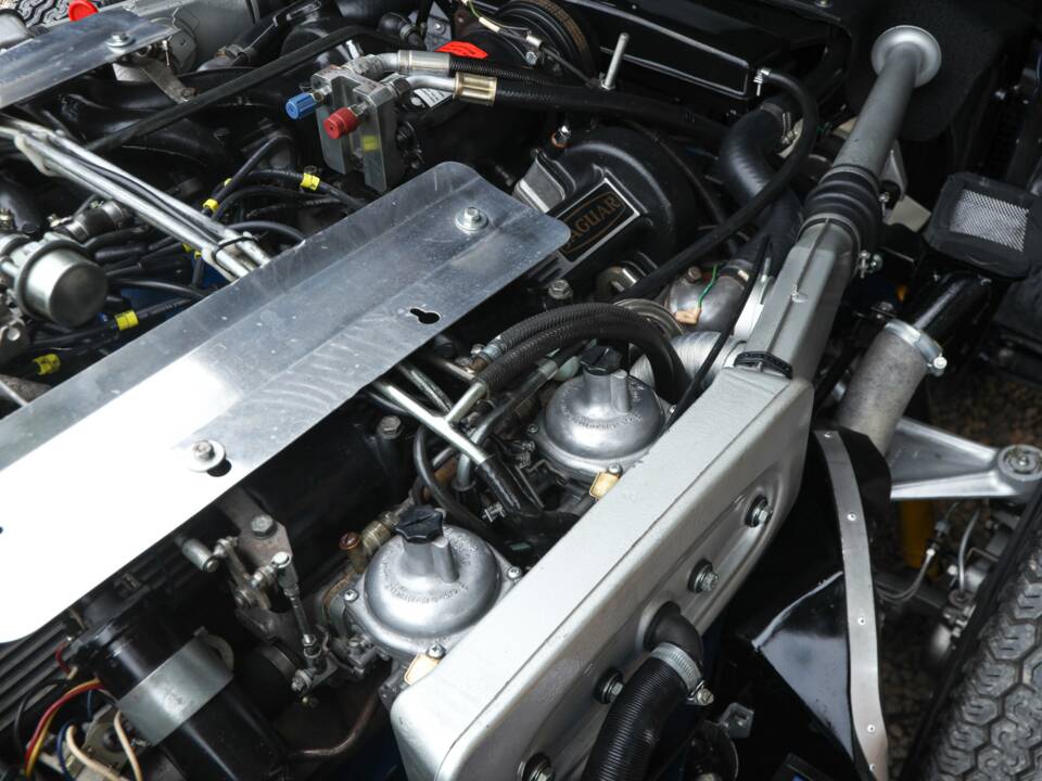Obraz 17/50 pojazdu Jaguar E-Type V12 (1973)