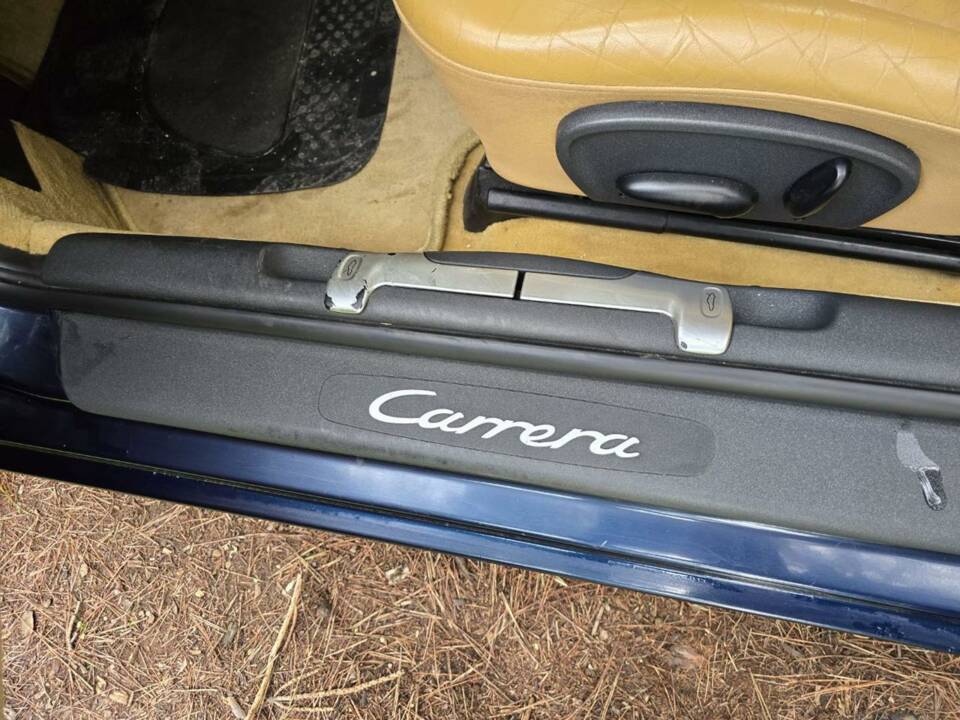 Bild 32/43 von Porsche 911 Carrera (1999)