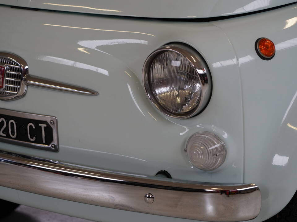 Image 21/46 de FIAT 500 F (1966)