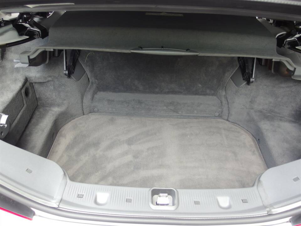 Image 69/97 de Mercedes-Benz SL 55 AMG (2003)