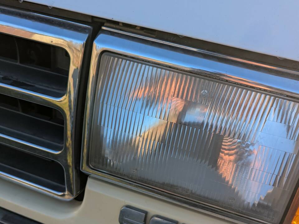 Image 13/65 of Ford F-150 (1991)