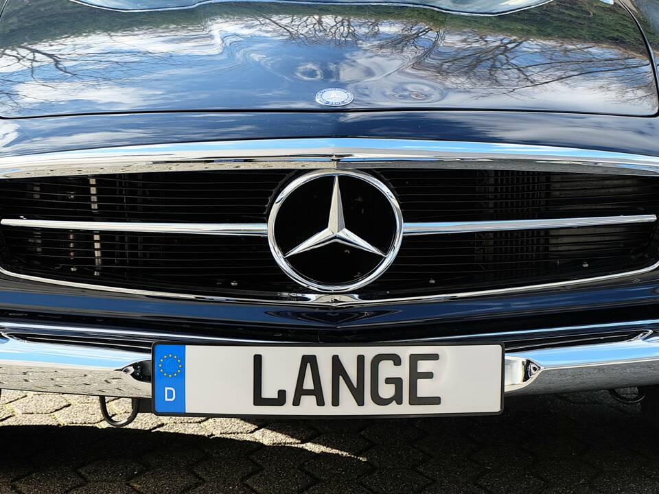 Immagine 40/66 di Mercedes-Benz 280 SL (1969)