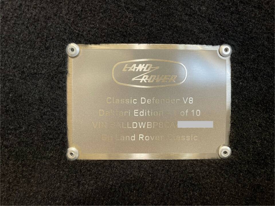 Bild 8/8 von Land Rover Defender 90 Works V8 (2012)
