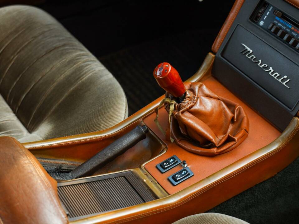 Image 54/81 of Maserati Biturbo 2.0 (1984)