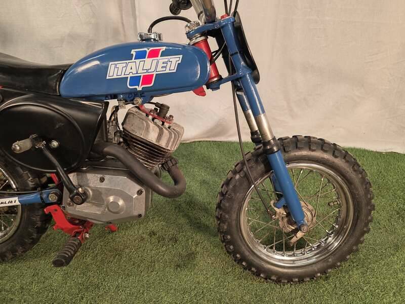 Bild 5/9 von Italjet DUMMY (1982)